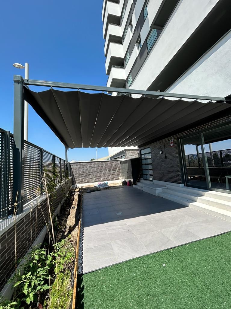Pérgola tensada o tipo castilla Toldos Siglo 22