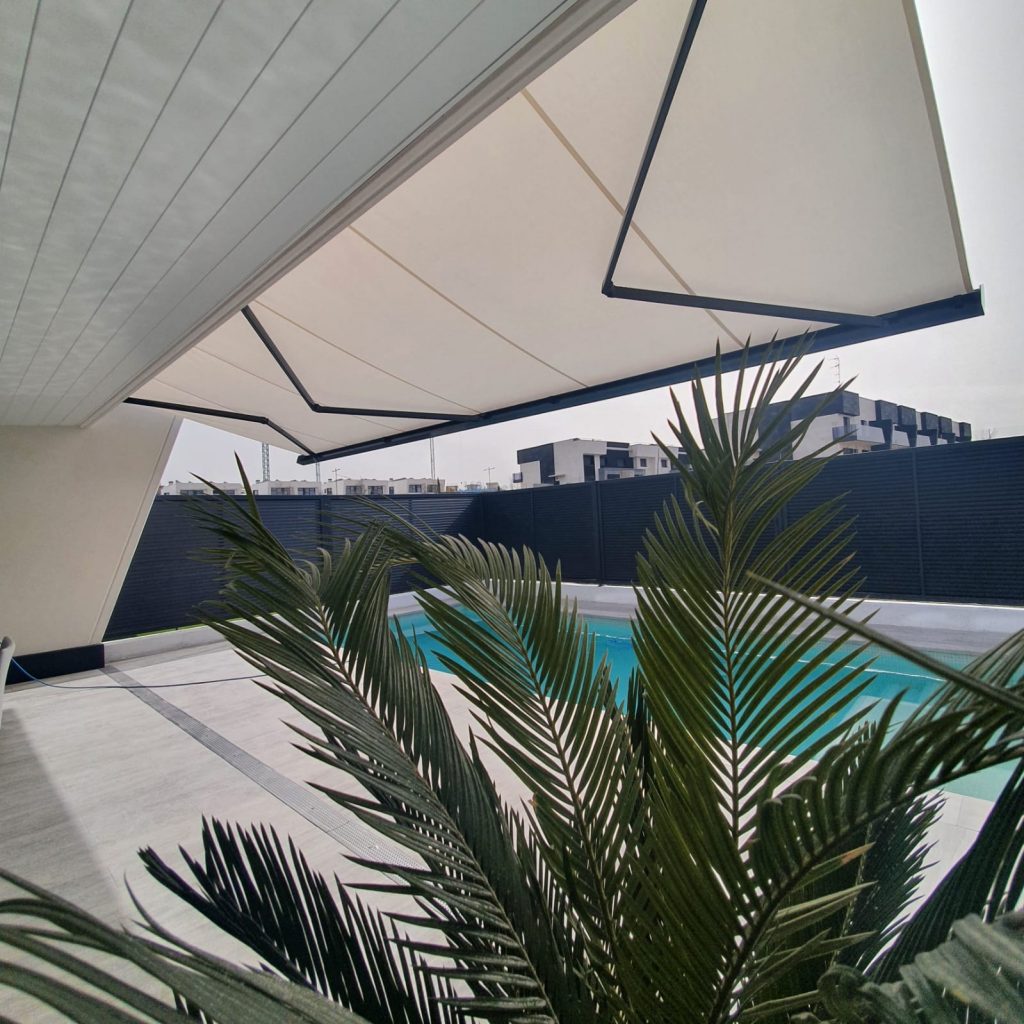 Toldo semitensión Toldos Siglo 22